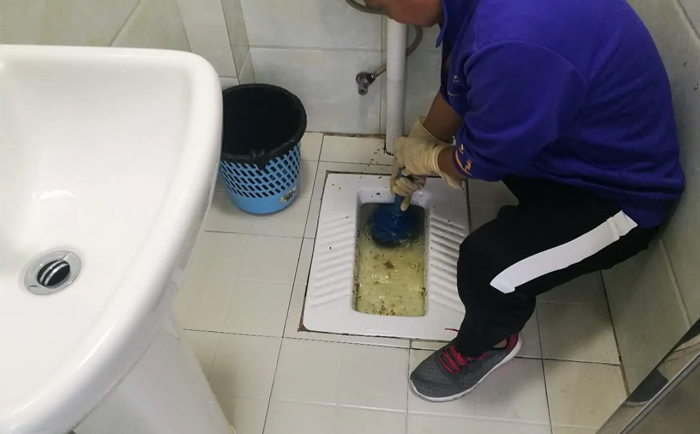 东海疏通蹲坑